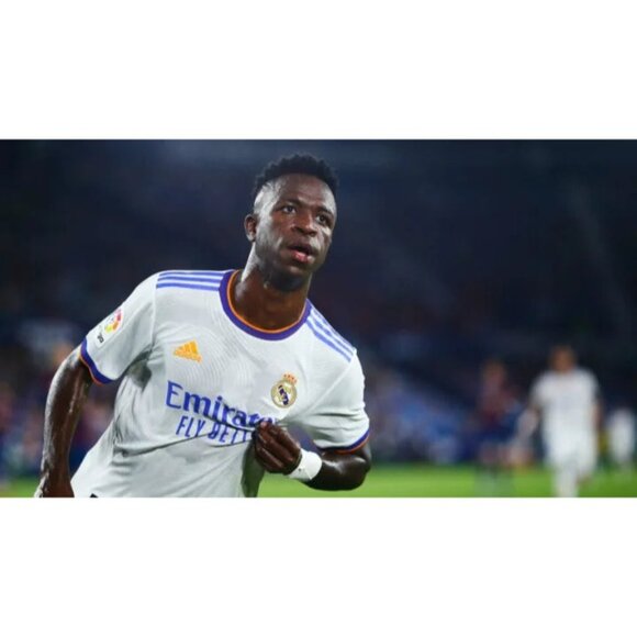 Vinicius Jr Real Madrid PLAYER ISSUE 2021 2022 Soccer Jersey Shirt L SKU# GQ1360 - Picture 10 of 10